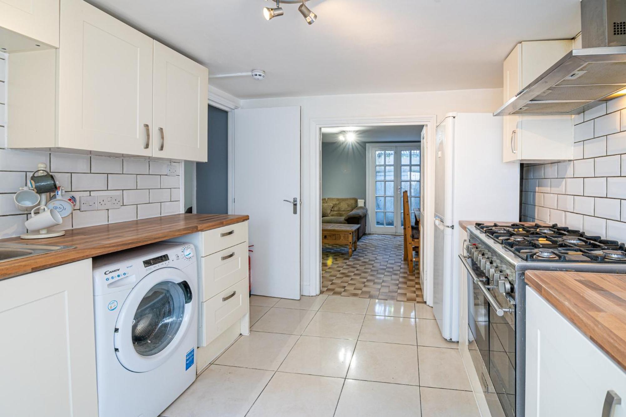 Gasthuis Lovely House Refurbished Londen